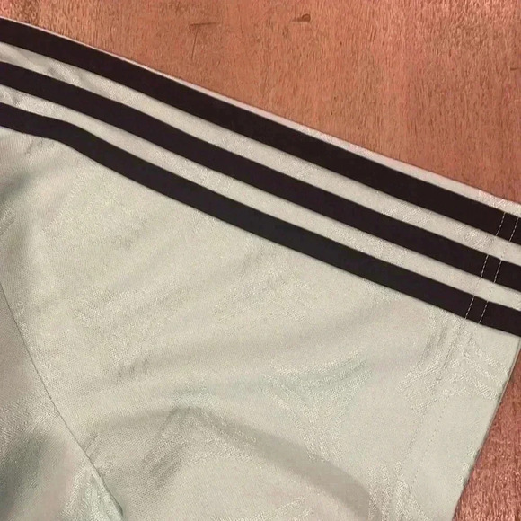 Adidas climalite jersey size XL, perfect condition - Picture 5 of 6